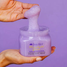 Cargar imagen en el visor de la galería, MOONLIGHT GLOW SHEA SUGAR SCRUB