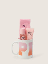 Cargar imagen en el visor de la galería, .WARM &amp; COZY MUG GIFTSET WITH COZY SOCKS
