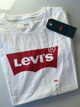 Cargar imagen en el visor de la galería, VINTAGE LEVI'S® LOGO T-SHIRT
