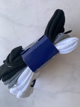 Cargar imagen en el visor de la galería, CALCETINES BLANCOS LOGO CHAMPION
