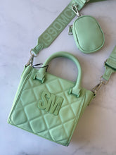 Cargar imagen en el visor de la galería, BBAVI GREEN CROSSBODY
