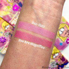 Cargar imagen en el visor de la galería, DEE-LISH! PRESSED POWDER BLUSH
