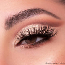 Cargar imagen en el visor de la galería, GOING COCONUT PALETTE
